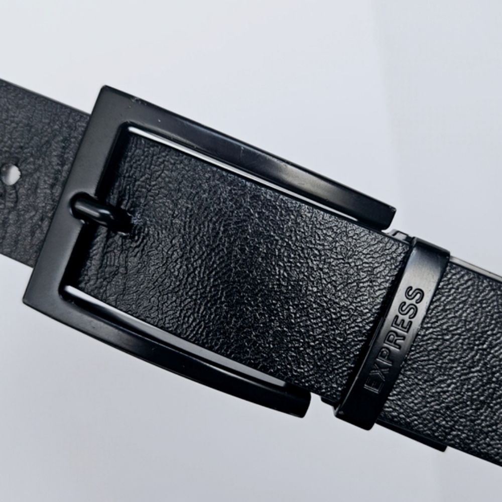Express Men's Classic Black PU Split Leather Tectured Black Buckled Belt Sz38/39 - Picture 2 of 13